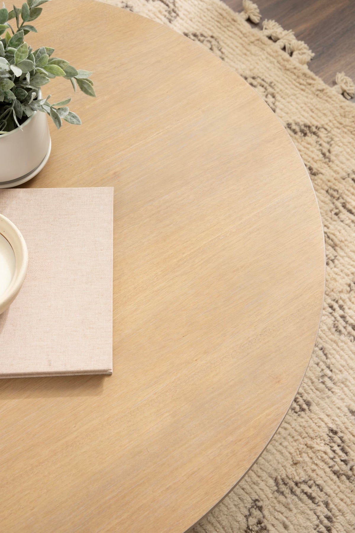 Round Two-Tier Wood Coffee Table with Storage V7170